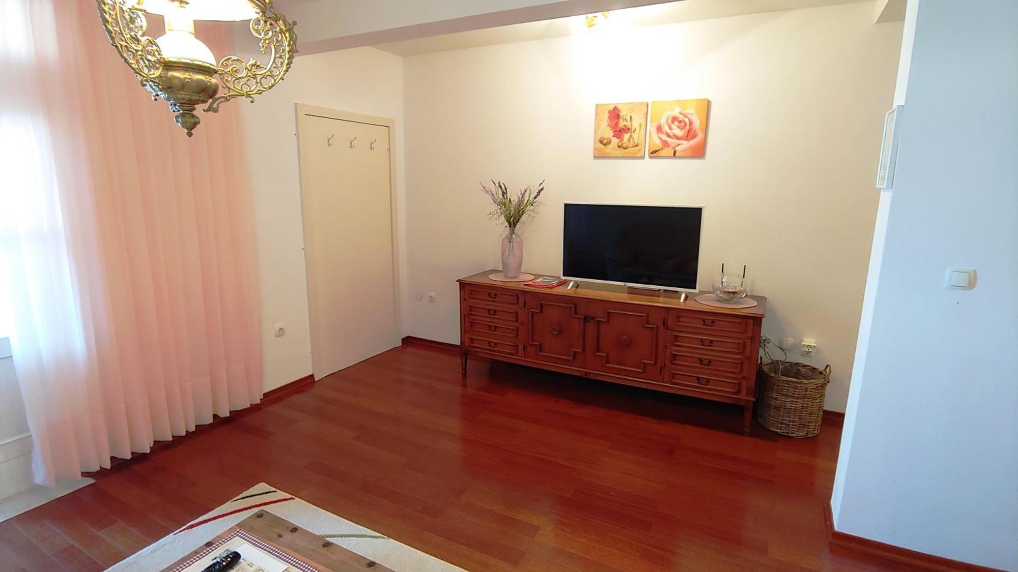 Apartments Fani Kanun Бол Экстерьер фото